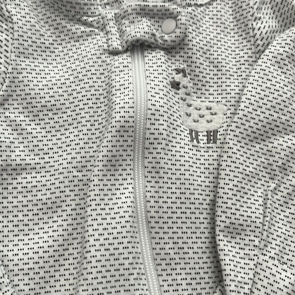 Carter’s PJs - Picture 3 of 3